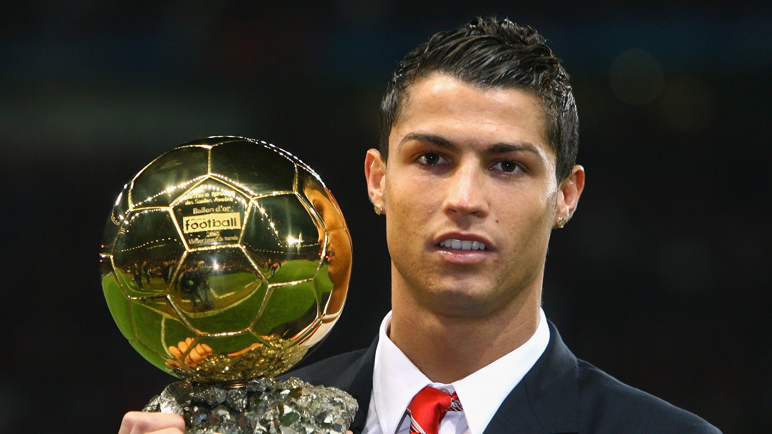 未来联盟:比赛中引入全息投影的可能性探讨,未来全息投影技术